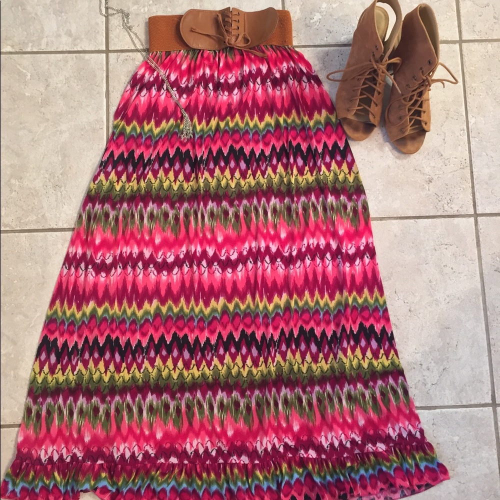 Vibrant Maxi Skirt, Perfect for Summer!